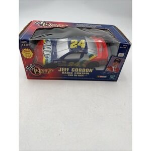 1999 Winners Circle Jeff Gordon #24 Dupont Radio Control Stock Car Racer NIB